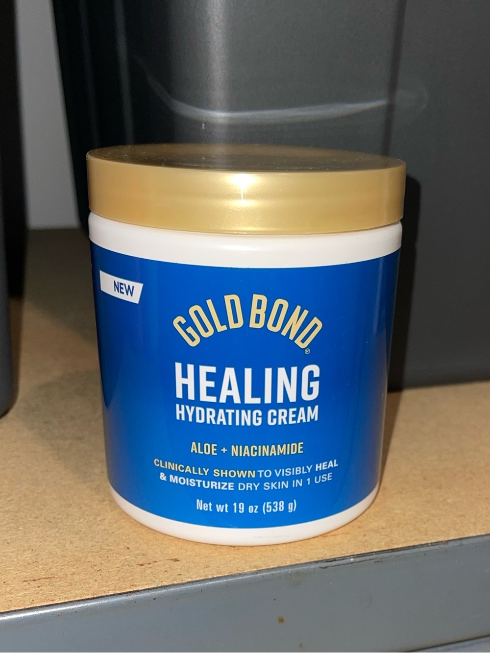 Gold Bond Healing Hydrating Moisturizing Cream w/ Aloe + Niacinamide 19 oz